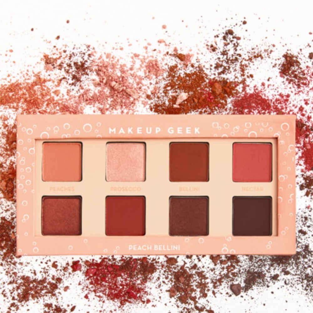 MAKEUP GEEK
Peach Bellini Eyeshadow Palette